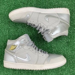 Jordan 1 Retro Neutral Grey